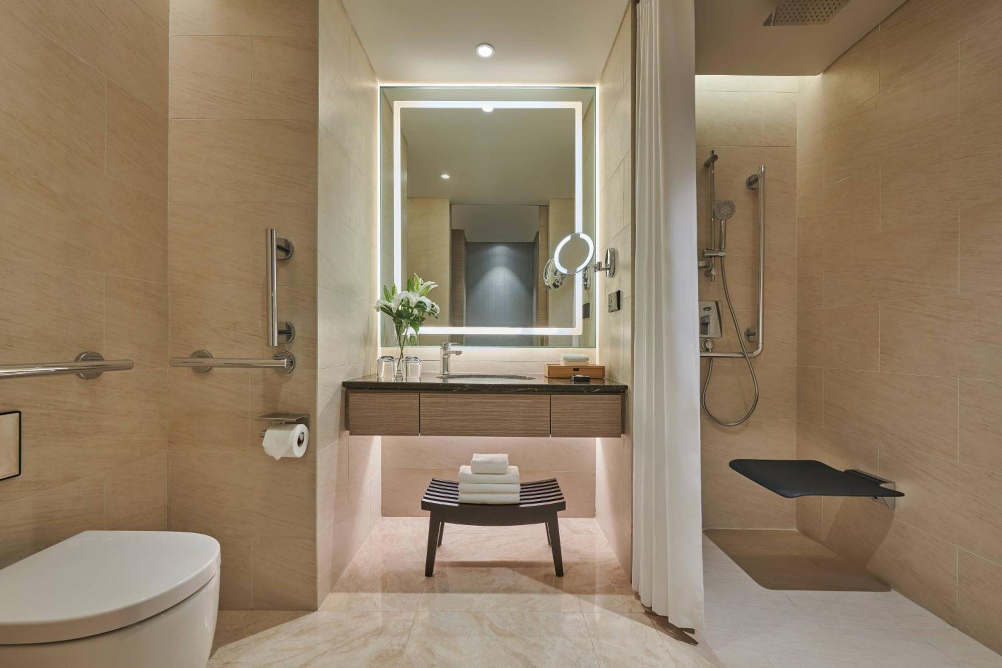 Courtyard By Marriott Penang Hotel Georgetown Luaran gambar